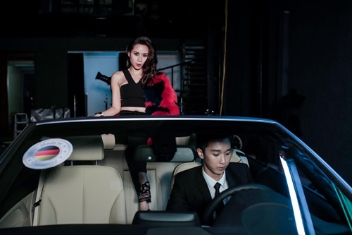 Giải trí - Lưu Hương Giang làm DJ nóng bỏng 'quẩy' nhiệt tình trong MV mới