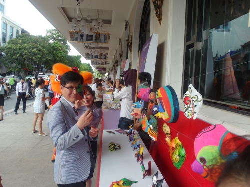 Giải trí - Triển lãm đêm hội trăng rằm tại Tràng Tiền Plaza (Hình 2).