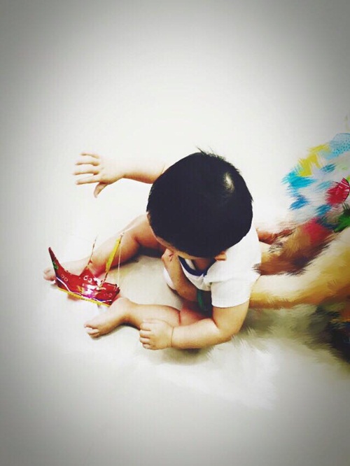 Giải trí - Tết Trung thu 2015: Nhóc tỳ sao Việt rộn ràng đón Tết bên bố mẹ (Hình 8).