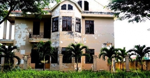 Kinh doanh - Cận cảnh biệt thự trăm tỷ giữa Đ&agrave; Nẵng th&agrave;nh khu 'nh&agrave; ma'