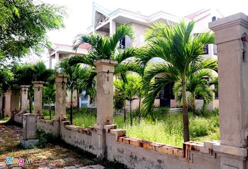 Kinh doanh - Cận cảnh biệt thự trăm tỷ giữa Đ&agrave; Nẵng th&agrave;nh khu 'nh&agrave; ma' (H&igrave;nh 7).