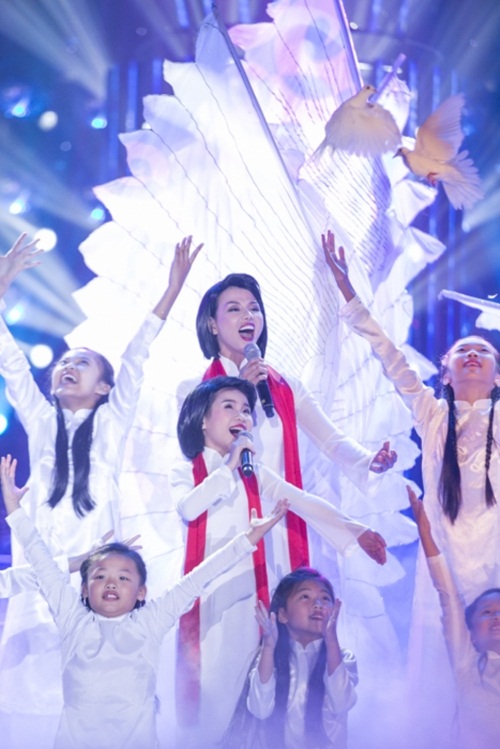 Giải tr&iacute; - Gương mặt th&acirc;n quen nh&iacute; 2015 tập 1: Diva Mỹ Linh phi&ecirc;n bản Trang Thư (H&igrave;nh 2).