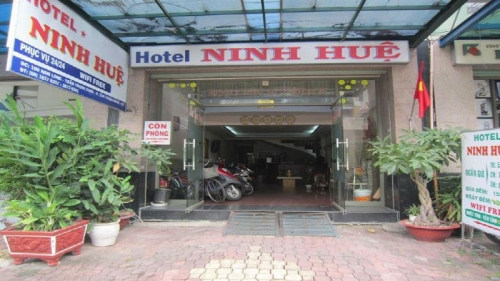 Pháp luật - Tin mới nhất về vụ 'má mì' điều gái phục vụ 'đại gia' ... 'sa lưới' (Hình 2).
