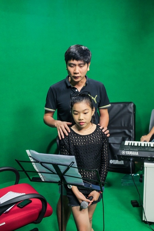 Giải trí - Bán kết 2 Giọng hát Việt nhí 2015: Thiện Nhân, Hoàng Anh tái xuất (Hình 4).