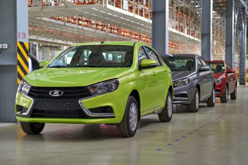 Xe++ - Xế hộp mới Lada Vesta của Putin giá chỉ tương đương 160 triệu đồng (Hình 5).