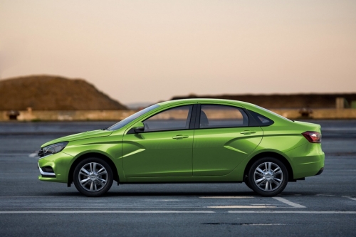 Xe++ - Xế hộp mới Lada Vesta của Putin giá chỉ tương đương 160 triệu đồng (Hình 6).