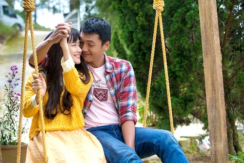 Giải trí - Đinh Hương trở thành 'người thứ ba' trong chuyện tình của Nhã Phương (Hình 2).