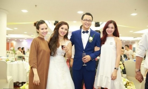 Giải trí - Bảo Trâm Idol hát tặng chồng điển trai trong đám cưới ngọt ngào (Hình 8).