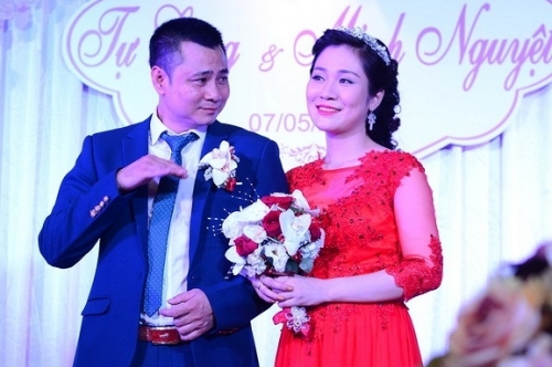Giải trí - Tự Long làm thơ tặng con gái yêu chào đời khiến fan xúc động (Hình 5).