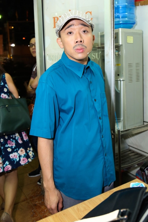 Giải trí - Hàng ngàn khán giả đội mưa xem liveshow đầu tay của Trường Giang (Hình 4).
