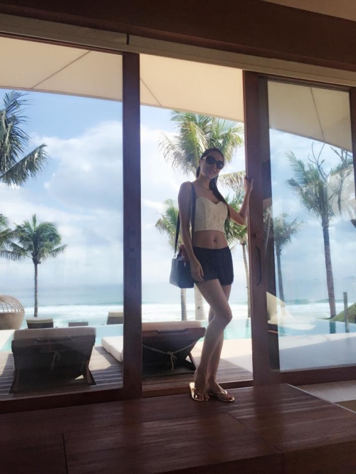 Giải trí - Thủy Tiên – Công Vinh ‘trốn con’ đi nghỉ dưỡng sang chảnh (Hình 6).