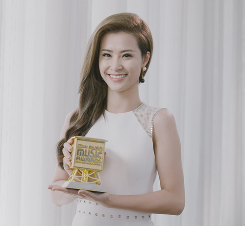 Giải trí - Đông Nhi nối bước Mỹ Tâm, Hồ Quỳnh Hương vinh danh tại MAMA 2015