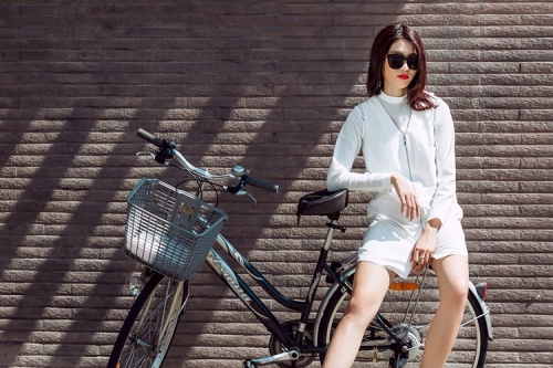 Giải trí - Chế Nguyễn Quỳnh Châu đón Noel 2015 với Streetstyle 'cực chất' (Hình 3).