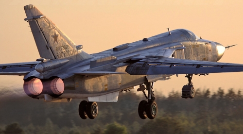Thế giới - Su-24 đã sẵn sàng tấn công IS sau hơn 50 lần xuất kích không nghỉ (Hình 2).