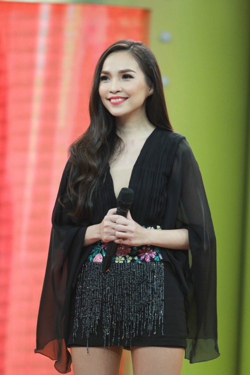 Giải trí - Ca sĩ giấu mặt tập 10: Hoài Linh–Chí Tài song ca Tương tư nàng ca sĩ (Hình 2).