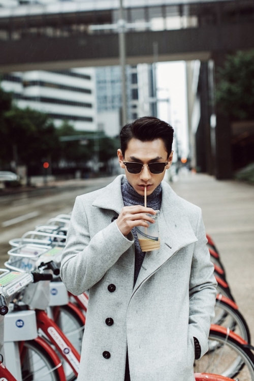 Giải trí - Isaac khoe ảnh cực điển trai, đón Giáng sinh 2015 tại Mỹ (Hình 2).