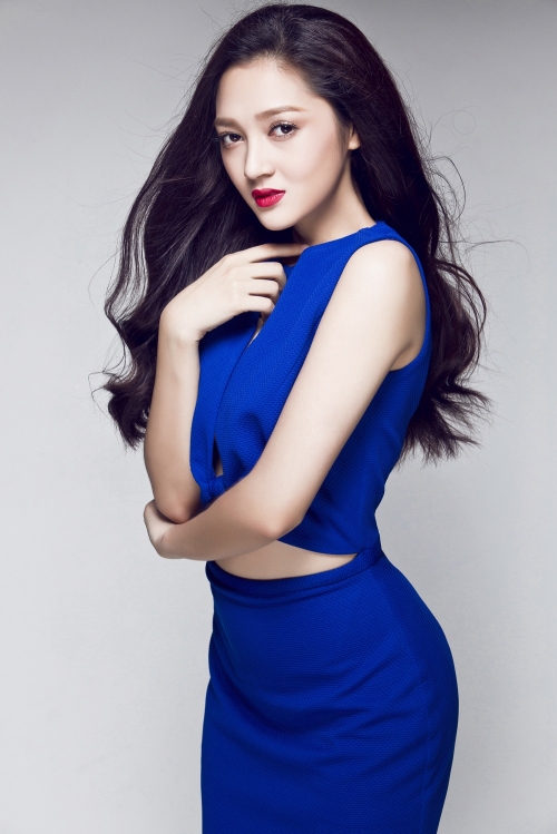 Giải trí - Hồ Ngọc Hà 'cầm cân nảy mực' chung kết Siêu mẫu Việt Nam 2015 (Hình 2).