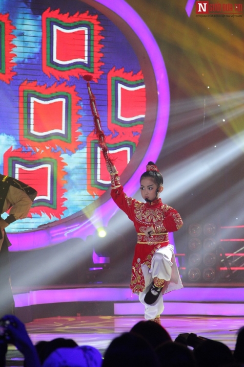 Giải trí - Chung kết Gương mặt thân quen nhí 2015: Bảo Ngọc bóp nát quả cam