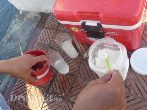 Xã hội - 'Tuyệt chiêu' câu cá không dùng cần, lưỡi: Vài tiếng kiếm nửa triệu (Hình 3).
