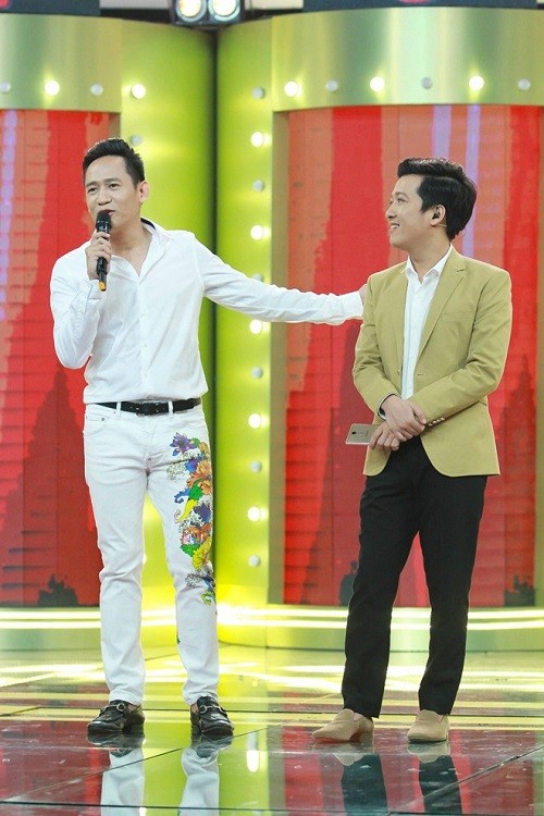 Giải trí - Ca sĩ giấu mặt tập 12: Duy Mạnh thật bị một nửa BGK ‘phớt lờ’ (Hình 2).