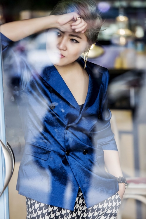 Giải trí - Vicky Nhung ‘lột xác’ với vẻ điển trai, nam tính (Hình 4).