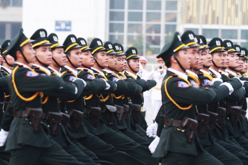 Pháp luật - Dàn trực thăng, xe chuyên dụng xuất quân bảo vệ Đại hội Đảng