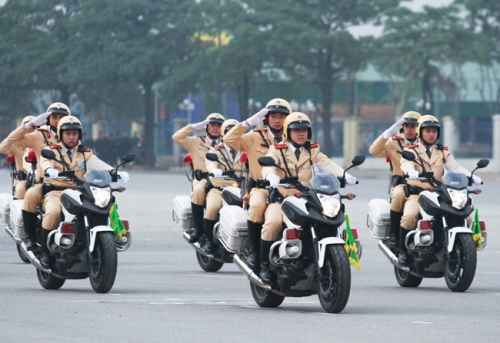 Pháp luật - Dàn trực thăng, xe chuyên dụng xuất quân bảo vệ Đại hội Đảng (Hình 3).