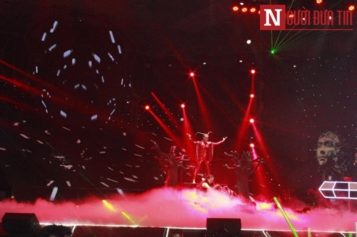Giải trí - The Remix 2016:Sơn Tùng MTP 'thay áo' bản hit Buông đôi tay nhau ra (Hình 4).