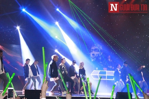 Giải trí - The Remix 2016:Sơn Tùng MTP 'thay áo' bản hit Buông đôi tay nhau ra (Hình 9).