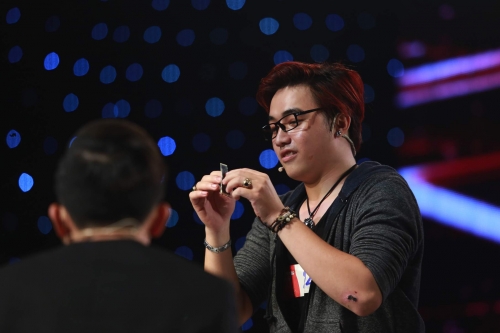 Giải trí - Vietnam’s Got Talent 2016 tập 4: Ảo thuật gia ‘vượt mặt’ Trấn Thành (Hình 4).
