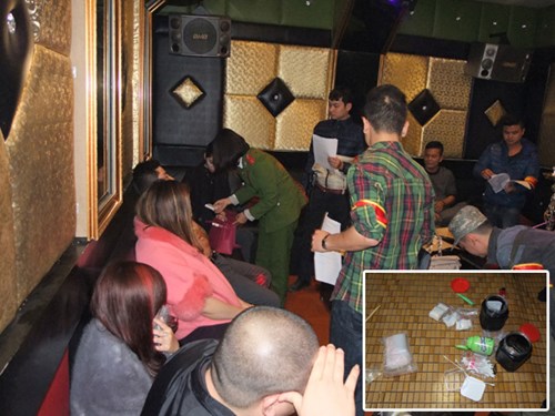 Pháp luật - Đột kích karaoke Thiên Sơn Lầu, bắt giữ 24 đối tượng đang 'bay lắc'