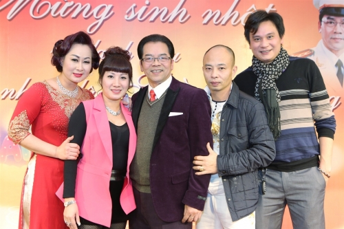 Giải trí - Diễn viên Trần Nhượng đón nhận danh hiệu NSND cùng dàn sao (Hình 3).