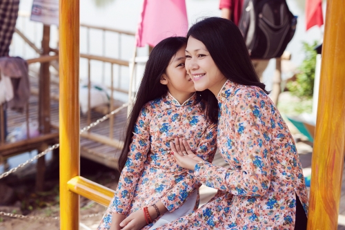 Giải trí - Đinh Y Nhung cùng con trốn đạo diễn Lưu Huỳnh đi chơi Tết (Hình 6).