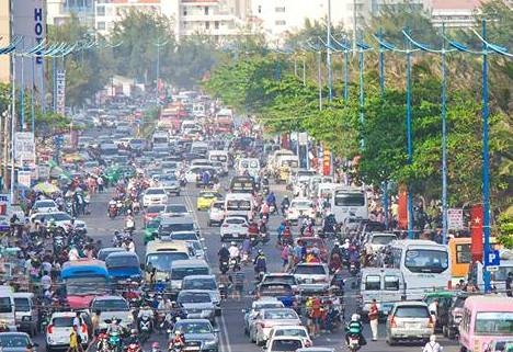 Xã hội - Choáng cảnh bãi biển Vũng Tàu ngập đầy rác ngày Tết (Hình 2).