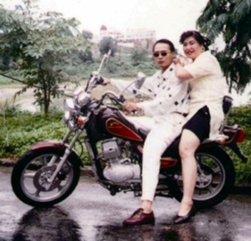 Xã hội - 'Lửa tình rực cháy' của Phúc ‘bồ’ và chàng phi công trẻ (2)