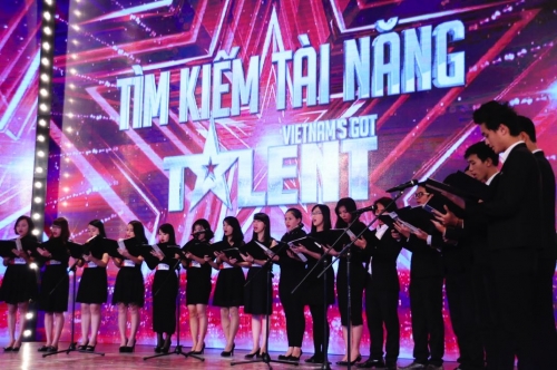 Giải trí - Điểm mặt 6 ‘nút vàng’ quyền lực của Vietnam’s Got Talent 2016 (Hình 2).
