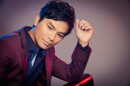 Giải trí - Ca sĩ hải ngoại Mạnh Quỳnh về nước làm liveshow 20 năm