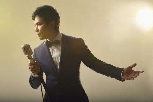 Giải trí - Ca sĩ hải ngoại Mạnh Quỳnh về nước làm liveshow 20 năm (Hình 2).