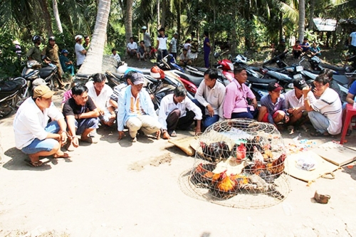 Pháp luật - Triệt phá tụ điểm đánh bạc quy mô lớn tại Vĩnh Long