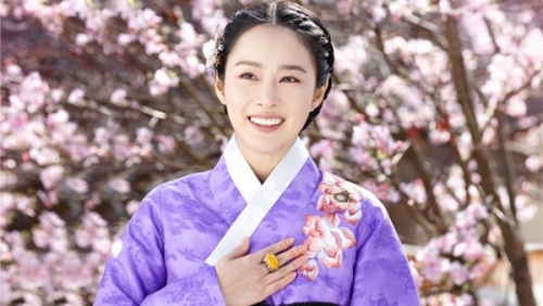 Giải trí - 7 người phụ nữ truyền cảm hứng cho phim truyền hình 'xứ kim chi' (Hình 2).