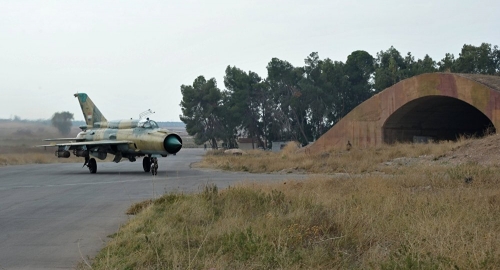 Thế giới - Máy bay MiG-21 của Syria bị bắn rơi, 2 phi công mất mạng