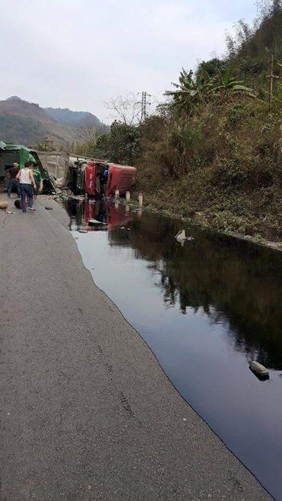 Pháp luật - Kinh hoàng xe khách đâm xe chở nhựa đường bốc cháy, nhiều người thương vong (Hình 4).