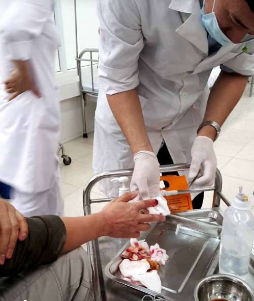Pháp luật - Nhà báo Đỗ Doãn Hoàng - báo Lao Động bị 3 đối tượng lạ mặt hành hung dã man