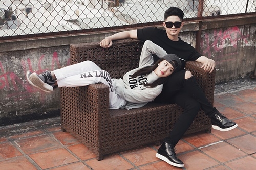 Giải trí - Ca sĩ Ray Võ – hot girl Linh Napie hôn nhau ngọt ngào (Hình 5).