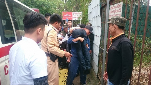 Pháp luật - Hà Nội: Nam thanh niên nhảy cầu Chương Dương tự tử được cứu sống trong ngày ‘cá tháng 4' (Hình 2).