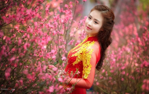 Giải trí - Đại gia Phan Thành đăng ảnh thân mật với hotgirl trẻ đẹp gây tò mò (Hình 3).