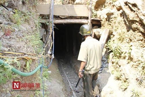 Pháp luật - Ngạt khí, 4 phu vàng tử vong: Chủ hầm là vợ Đội trưởng CSGT