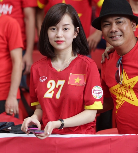 Giải trí - Tình yêu 'gây bão' của Ly Kute, Mạc Hồng Quân và cái kết 'mặn chát' (Hình 2).