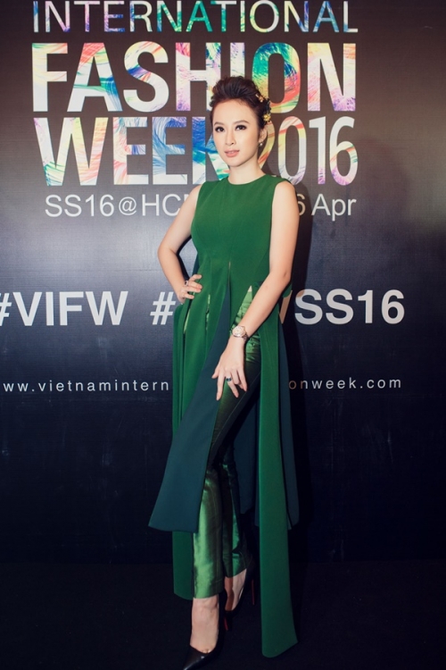 Giải trí - Angela Phương trinh ăn mặc đơn giản, đọ sắc cùng dàn hoa hậu (Hình 4).