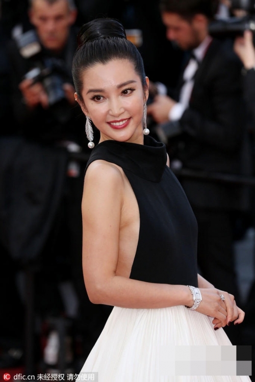 Giải trí - Lưu Diệp Phi và dàn sao Hoa ngữ lộng lẫy trên thảm đỏ LHP Cannes (Hình 3).